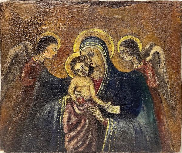 Wood panel gold background representing Madonna with Child in her lap and two adoring angels in the margins, sixteenth century, Sicily, author unknown. 29,5x35 cm, thickness 2.2 cm. Since compared with the Madonna and Child and Angels work at the National Museum of Palazzo Bellomo (Syracuse), significant work of the fifteenth transmission period between Syracuse and Marche culture.