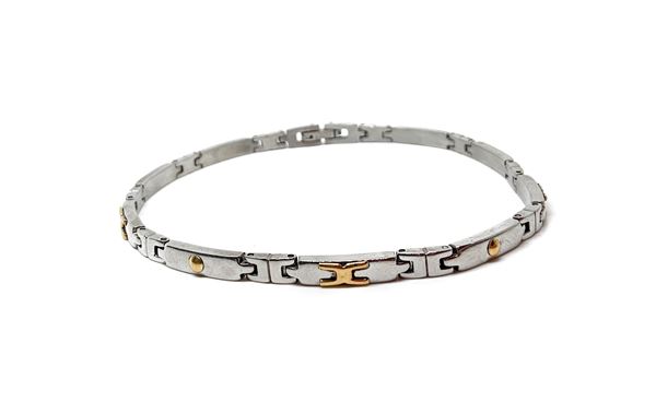 White gold bracelet with red gold inserts