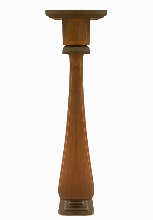 Colonna a balaustra con base quadrata in legno di palissandro.
