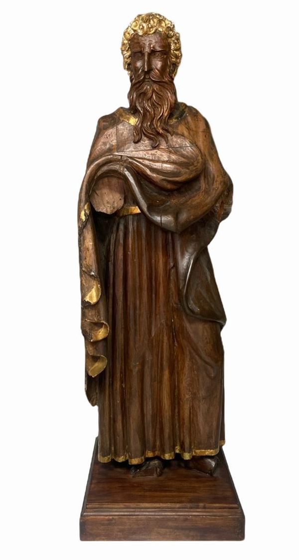 Statue depicting Moses