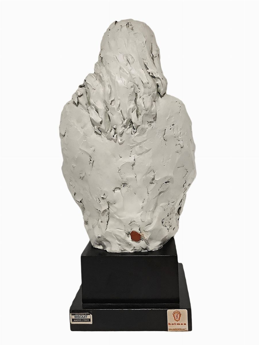 Gianni Visentin - Statuetta in biscuit raffigurante maternità con base in legno