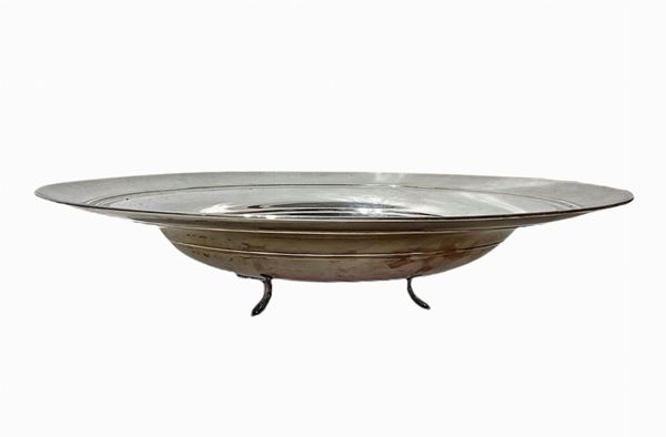 800 silver stand, round.