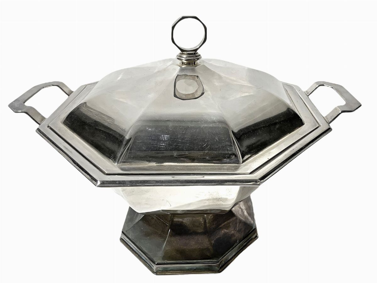 Petruzzi & Branca, Zuppiera in Sheffield Silver Plate