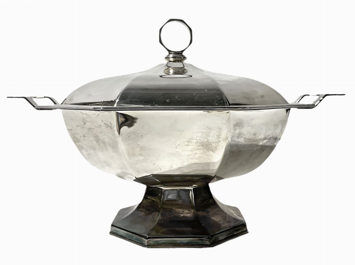 Petruzzi & Branca, Zuppiera in Sheffield Silver Plate