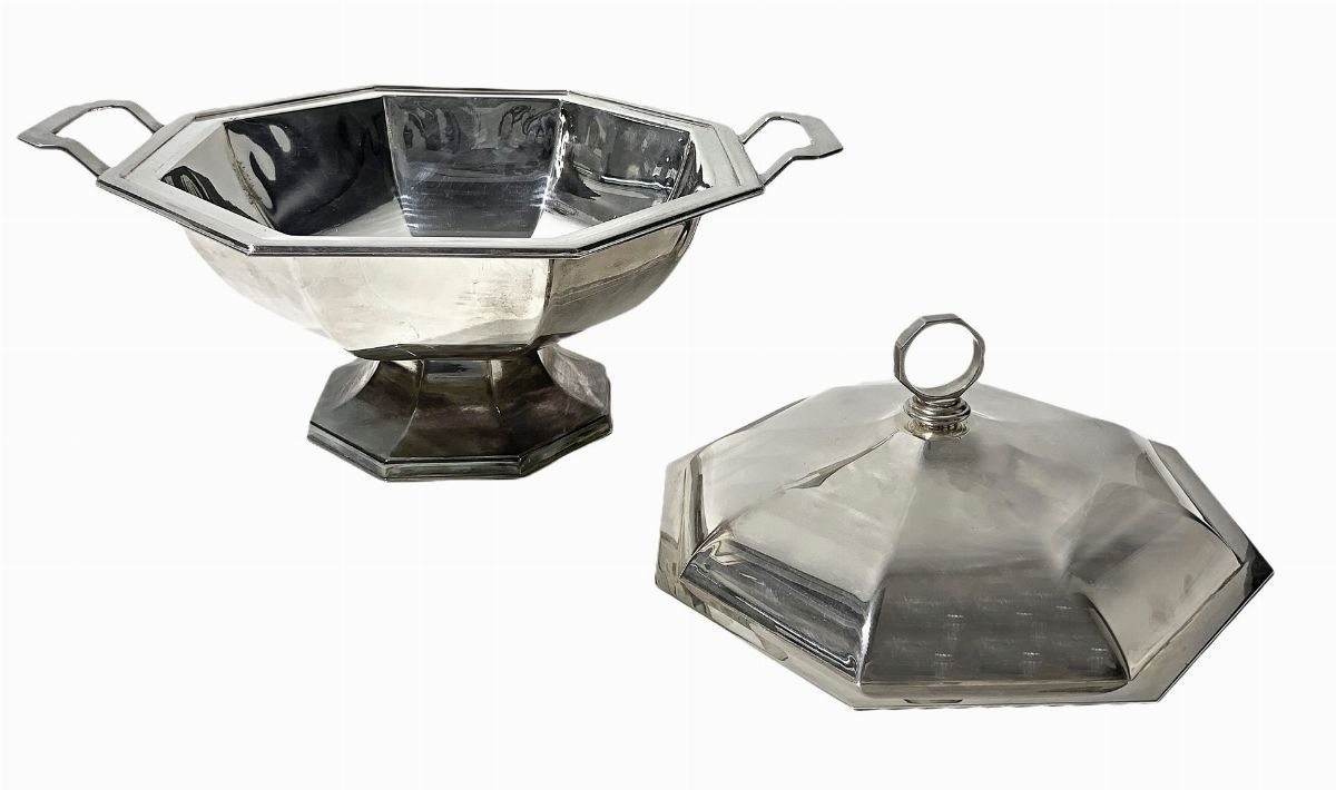 Petruzzi & Branca, Zuppiera in Sheffield Silver Plate