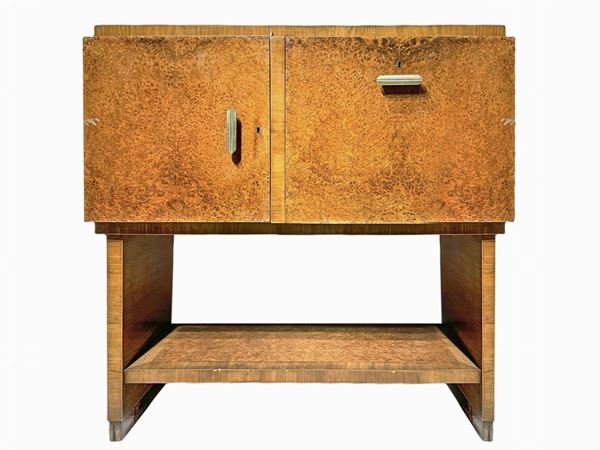 Bar cabinet with wooden structure