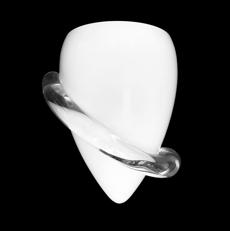 Venini - Lampada da Parete in Vetro Lattimo, Disegno Tina Aufiero