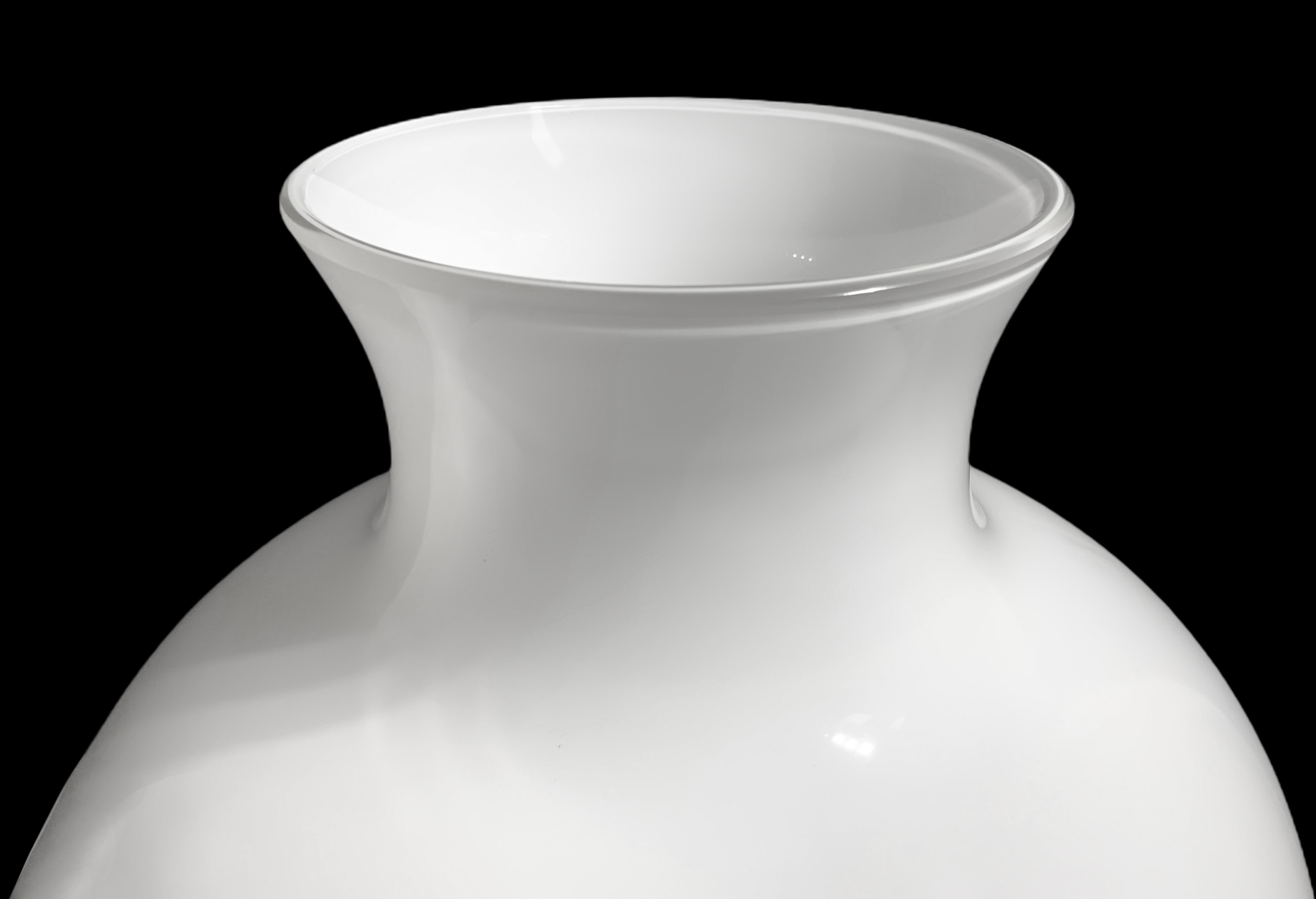 Venini - Vaso Lattimo Incamiciato Bianco