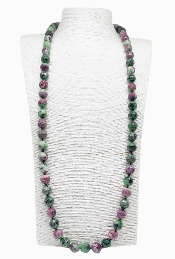 Collana in ZOISITE