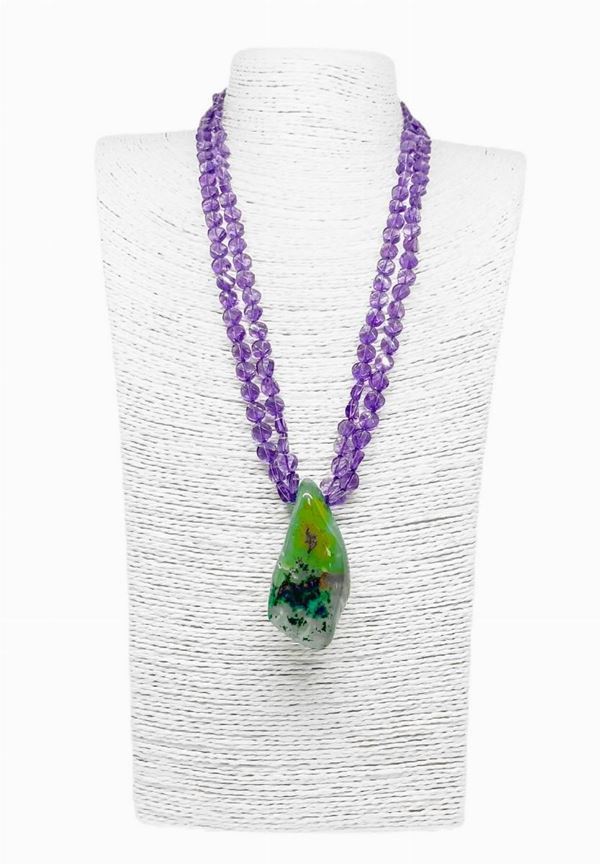 Collana con due fili di AMETISTA sfaccettata con ciondolo in CRISOPRASIO,