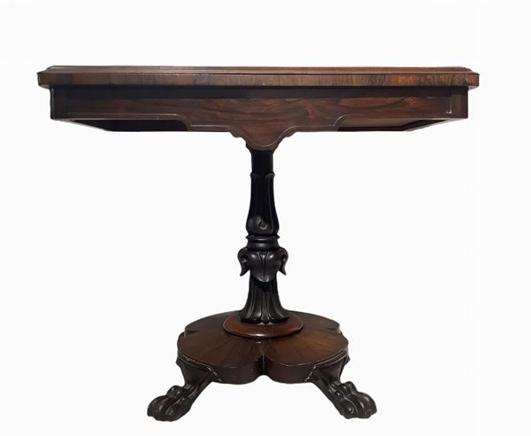 Gaming table