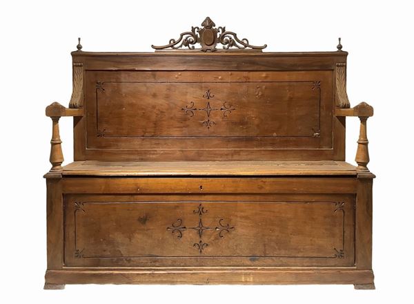 Chest with backpacker
