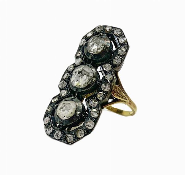 Gold and silver ring 3 large roses Coronè Central and diamond rosettes around
