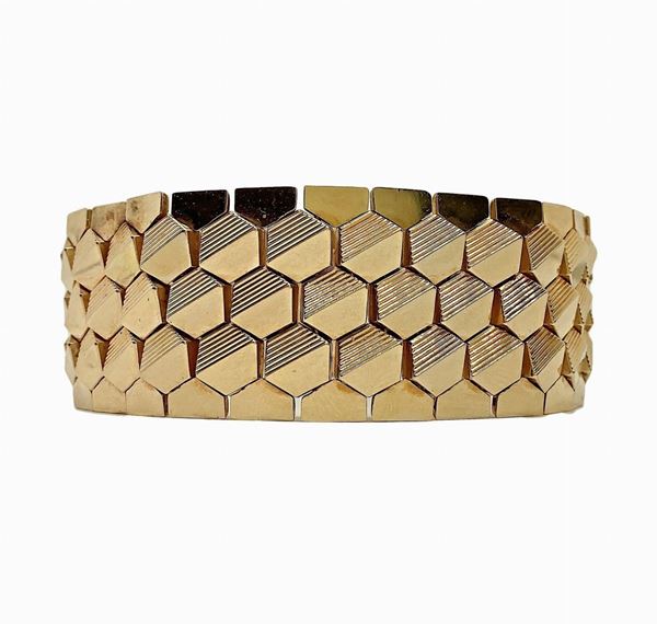 Gold bracelet
