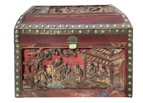 Red lacquered wooden box