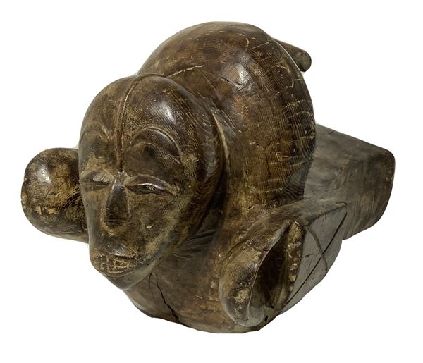 Mask Elephant, Ogbodo Igbo Izi, XIX Ssecolo, Nigeria. 32x 57 cm H