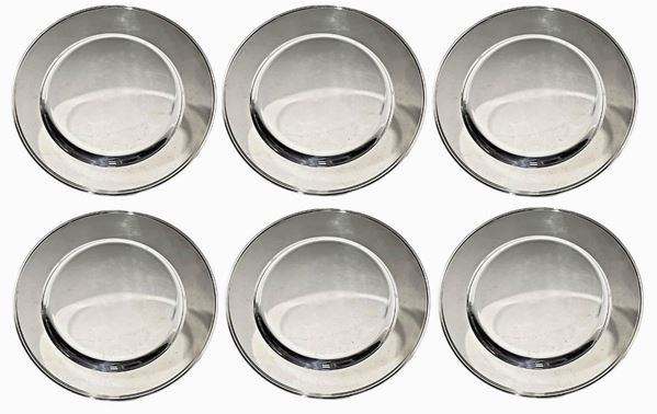 N # 6 placemats silver Kg. 2,800.
