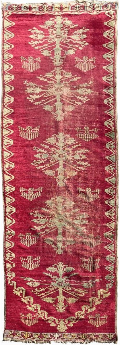 Kirshei carpet