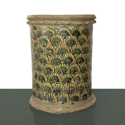 Grande Cilindro Decorato a Coda di Pavone , Caltagirone 1802. H CM 36, Larghezza 30. Restauri.