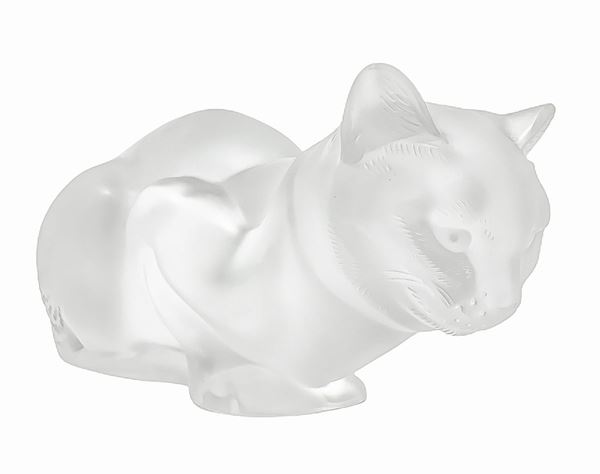 Lalique, sculpture depicting cat Vettro transparent, acid-etched surface 80s. Signature engraved. 11.x cm H 21 cm