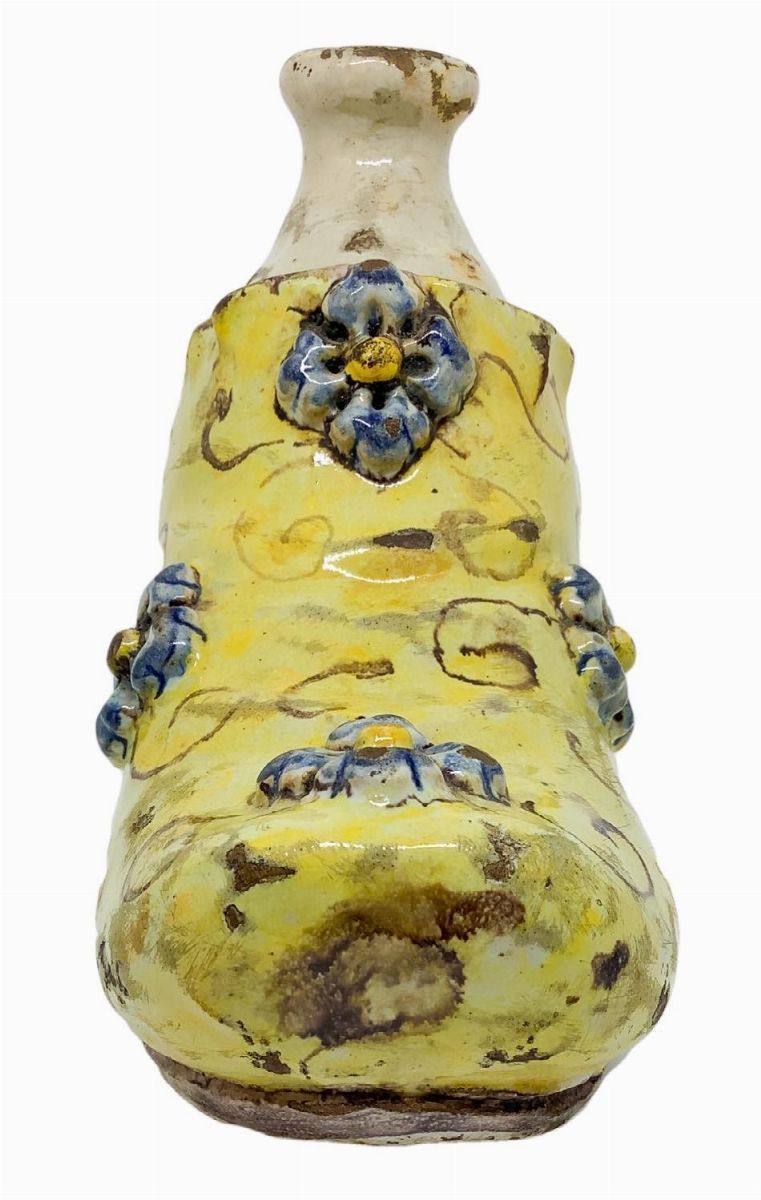Scarpa Scaldino in Maiolica di Caltagirone, Sicilia. H CM 14 X CM 20x9