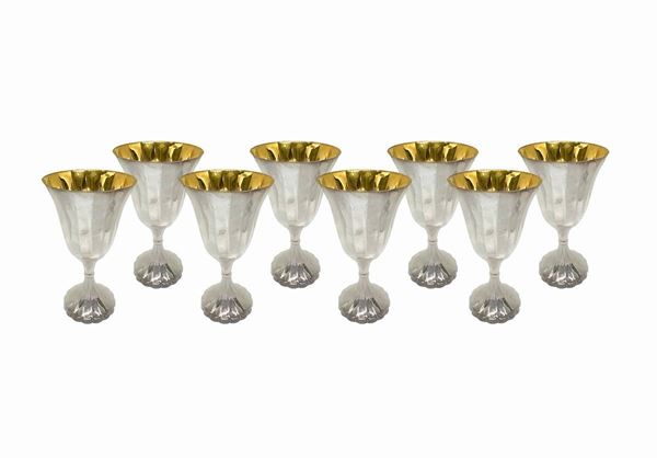 N° 8 calici in argento, h cm 16.5, peso 212 g cadauno