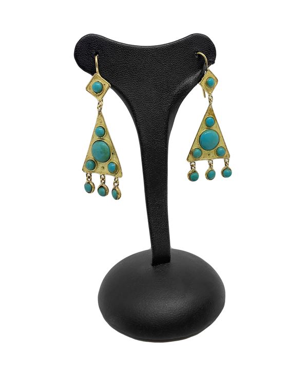 Gold pendant earrings with turquoises