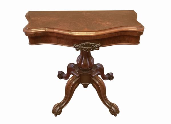 Game table with briar top, four-star feet with pod support