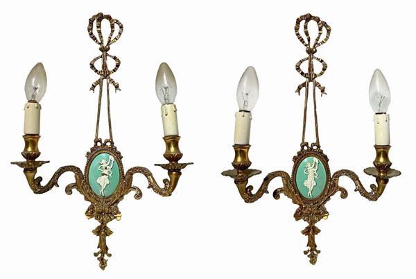 N. 2 Appliques with two lights