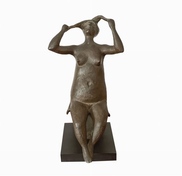 Domenico Tudisco - Seated woman in brown patinated bronze