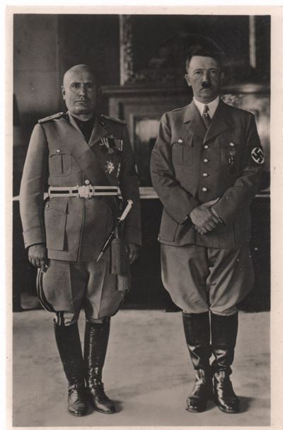 Cartolina Fotografica di Propaganda, Mussolini e Hitler Garanti della Pace
