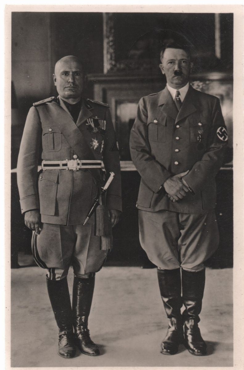 Cartolina Fotografica di Propaganda, Mussolini e Hitler Garanti della Pace