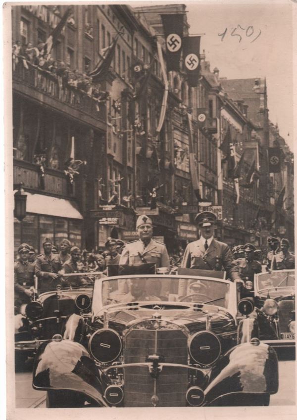 Cartolina fotografica rara di Hitler e Mussolini