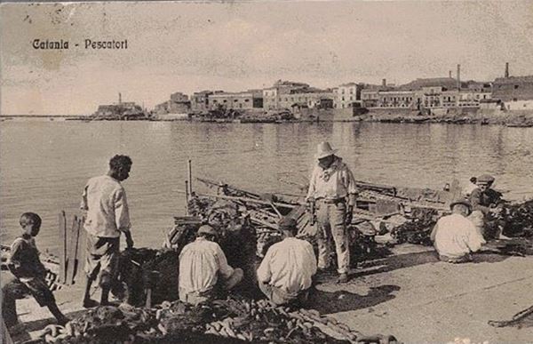 Catania vintage postcard