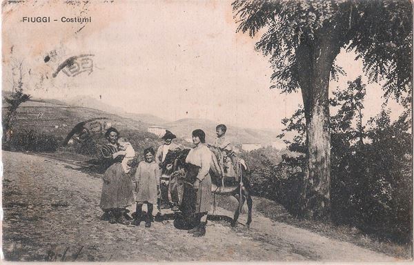 Photographic postcard typical costumes, Fiuggi