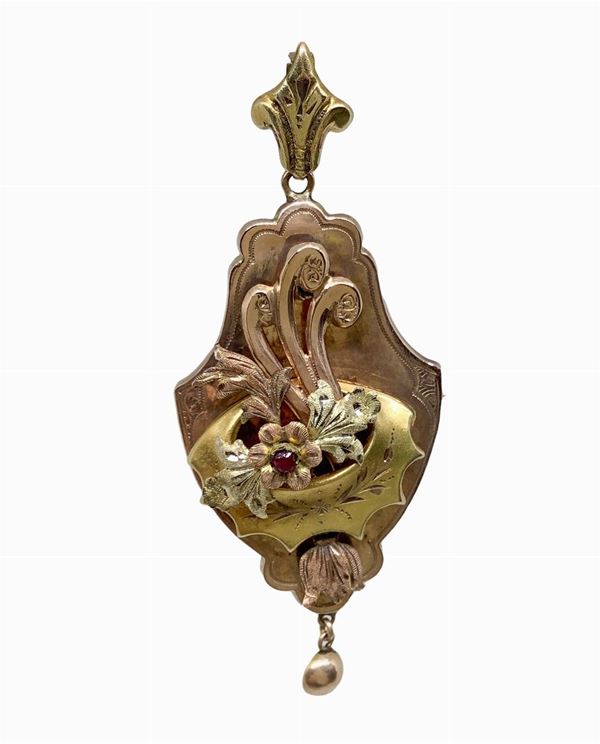 Spilla/pendentif borbonica, oro basso titolo.