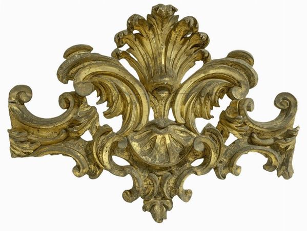Fregio in legno dorato a foglia, secolo XVII, barocco siciliano. Sicilia, XVII secolo ,
Cm 94 x 70