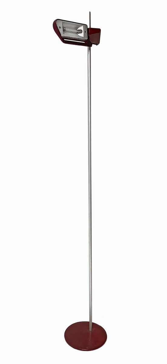 Prod. Flos disegno Gianfranco Frattini - Megaron model, floor lamp with metal structure lacquered in shades of amaranth