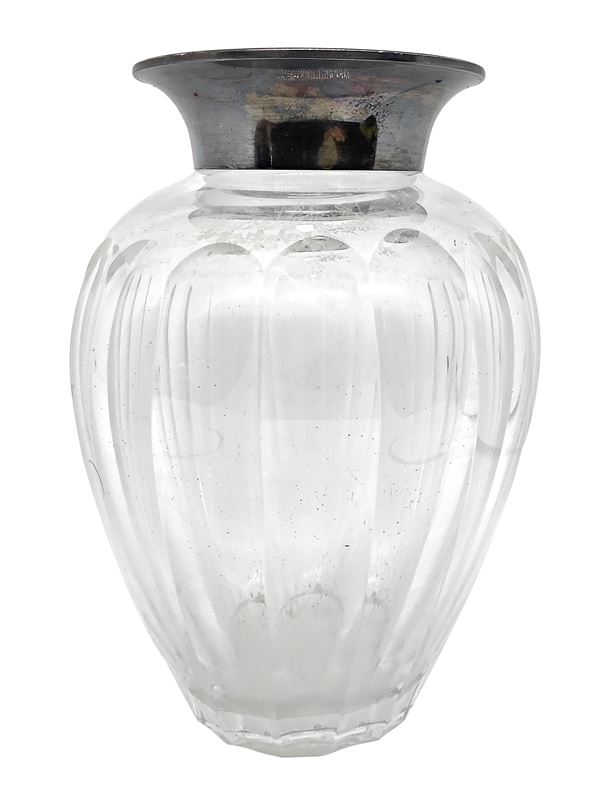 Wilhelm Binder - Vaso in vetro pesante costolato con bocca argentata