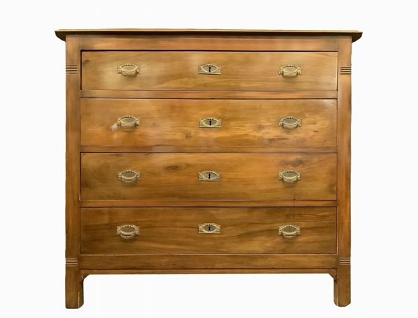 Cassettone in legno di noce 4 cassetti