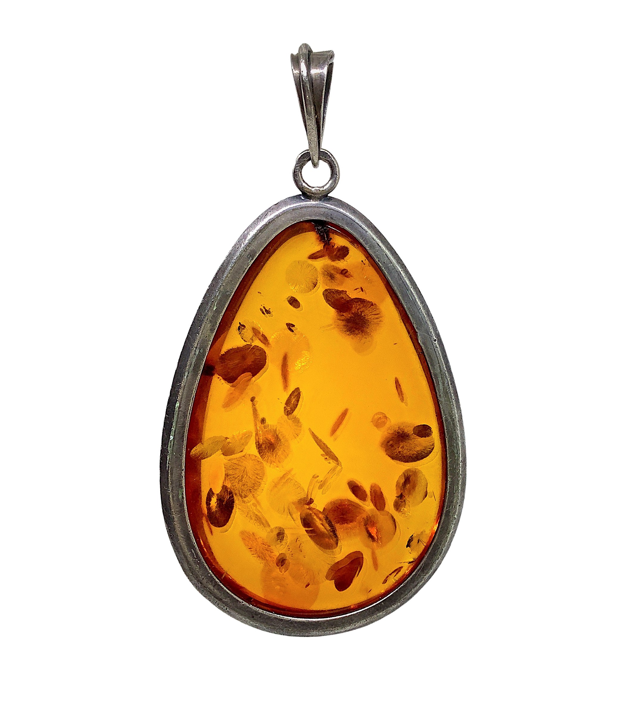 Medaglione in ambra artificiale