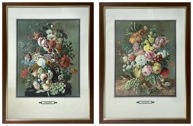 Coppia di nature morte di fiori in vaso