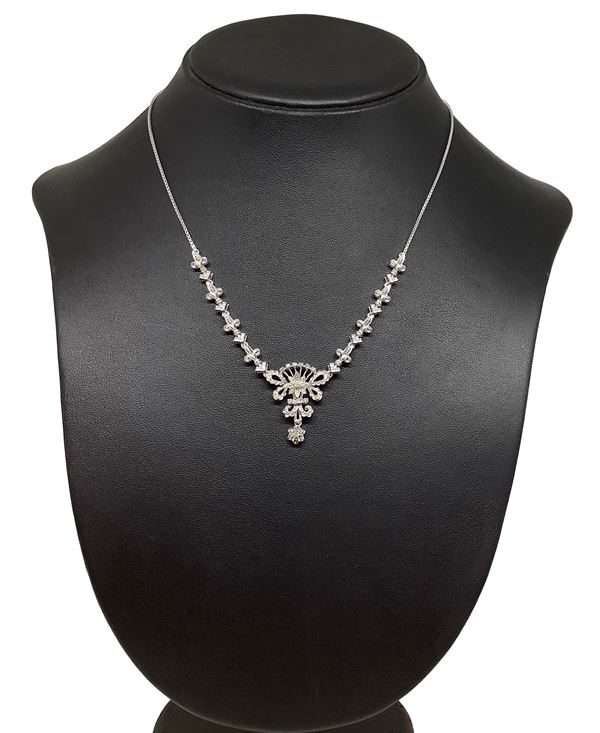 18 carat white gold necklace with 0,20 carat diamonds