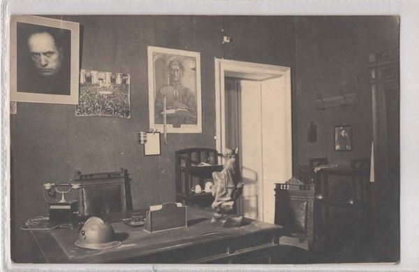 Original postcard showing the Fascist Revolution, Rome 20 October - 21 April 1933, Mussolini's studio