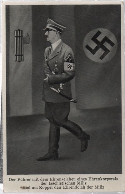 Cartolino Fotografica Origiale Fuhrer con il Distintivo D'onore di Caporale Onorario della Milizi...