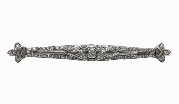 Spilla baretta con brillanti