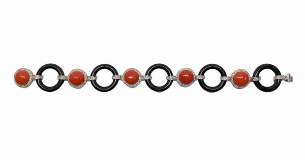 Bracciale vintage in onice e corallo
