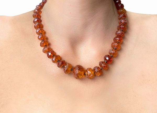Collana in ambra del Simeto con susta in oro