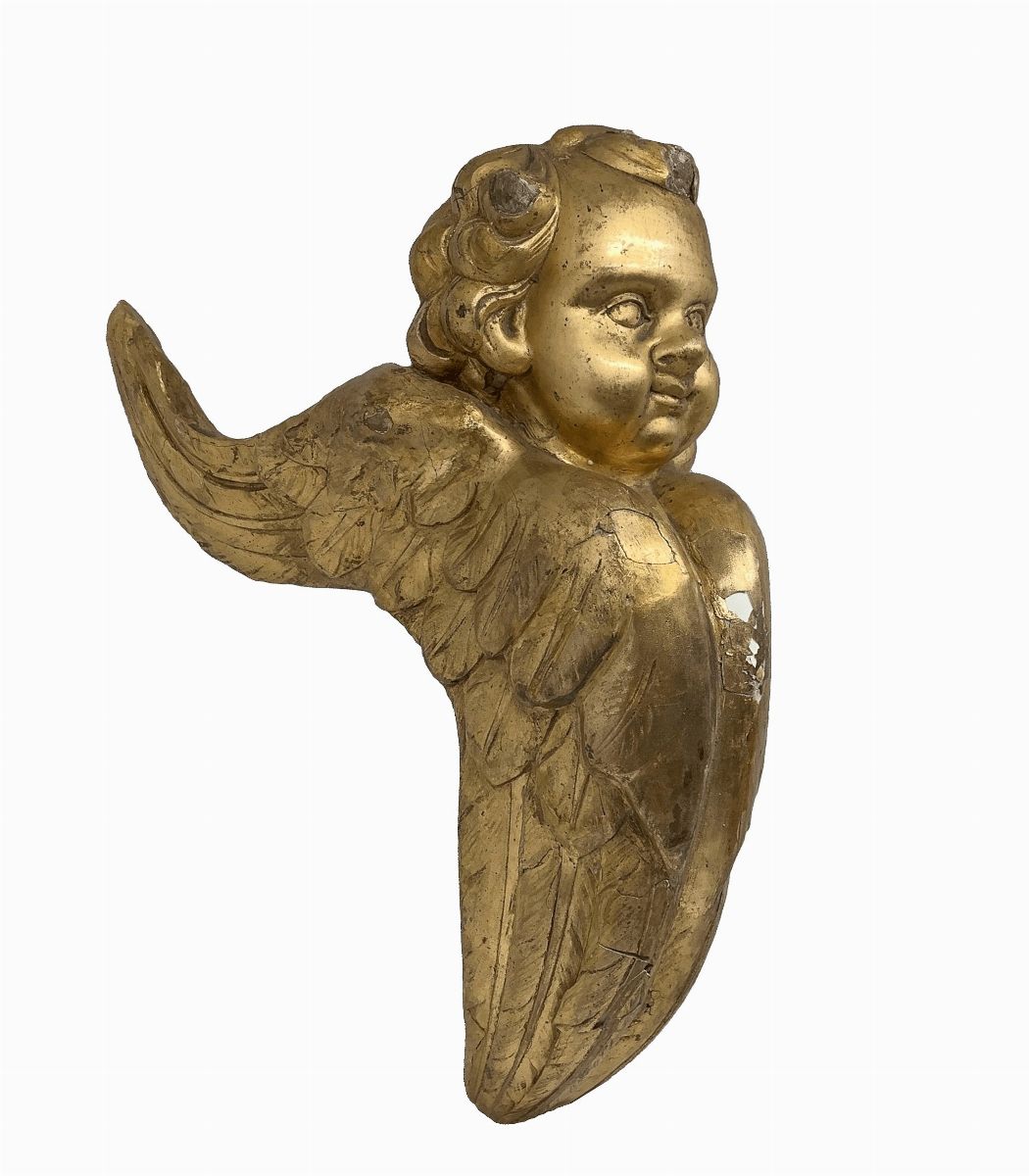 Coppia di Angeli Alati, Fregi Legnei