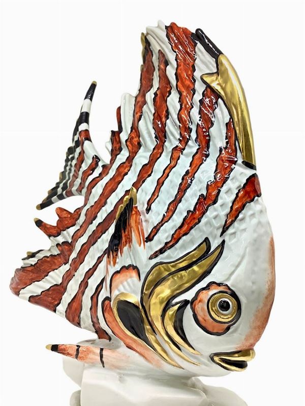 Le porcellane artistiche Firenze - Ceramic sculpture depicting fish